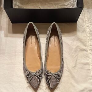 Banana Republic Snakeskin Pattern Flats with Bow